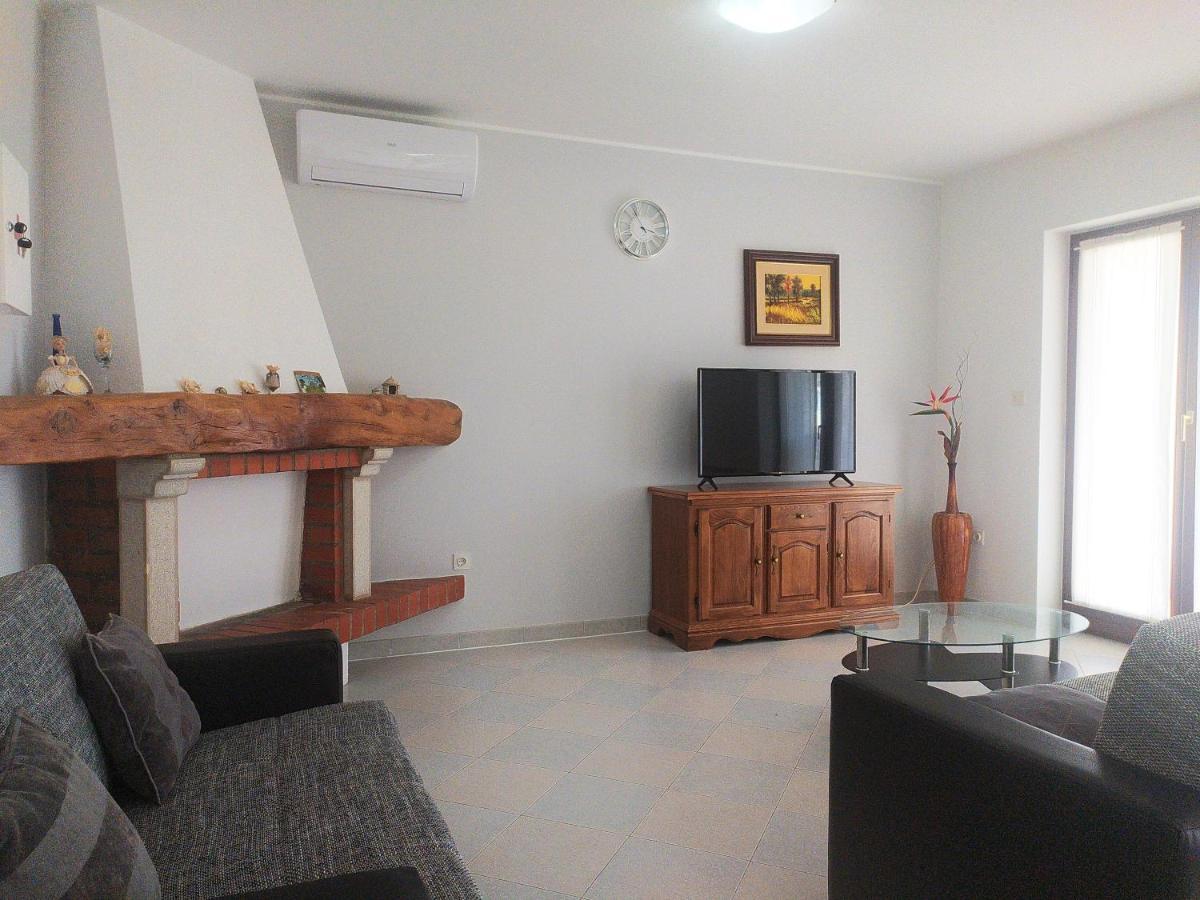 Apartment Davorka فيرسار المظهر الخارجي الصورة